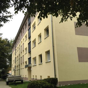 Energetische Sanierung - Aussenansicht Mehrfamilienhaus